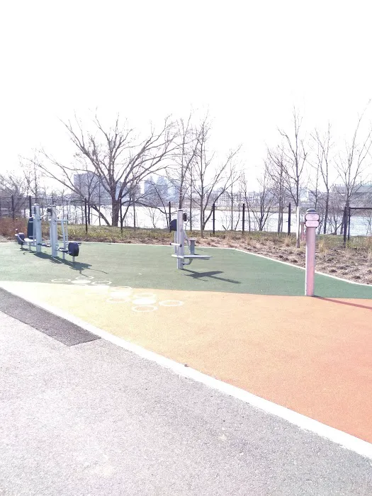 Newark Riverfront Park - Somme Street Entrance Picture 6
