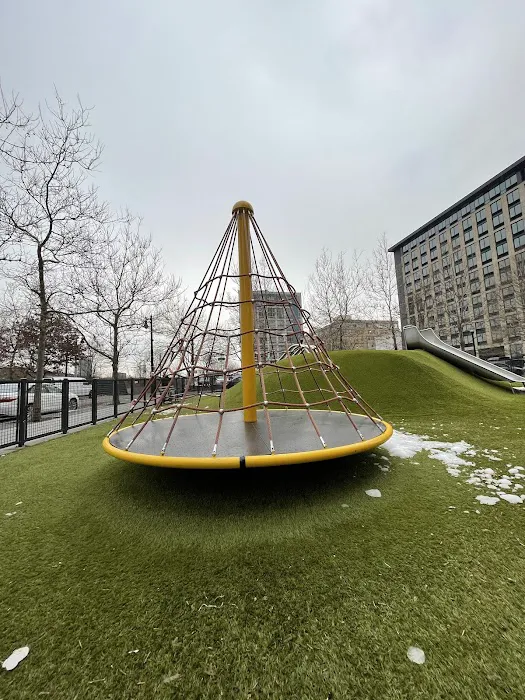Morris Square Park Picture 6