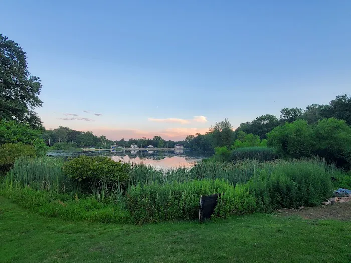 Parks Lake Gazebo Picture 7