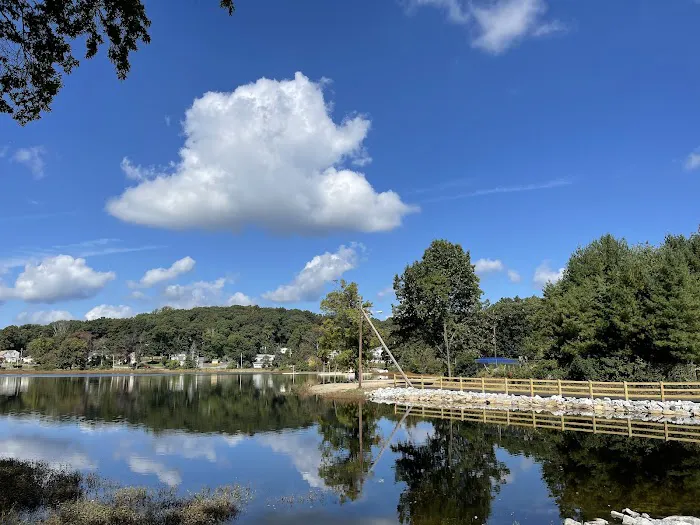 Parks Lake Gazebo Picture 9