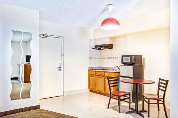 Ramada by Wyndham Rockaway Picture 9