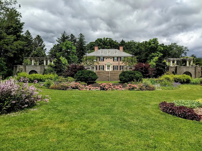 Greenwood Gardens Picture 6