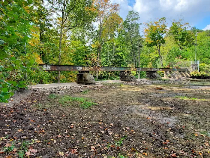 Old Dam Bridge Crossing Picture 10
