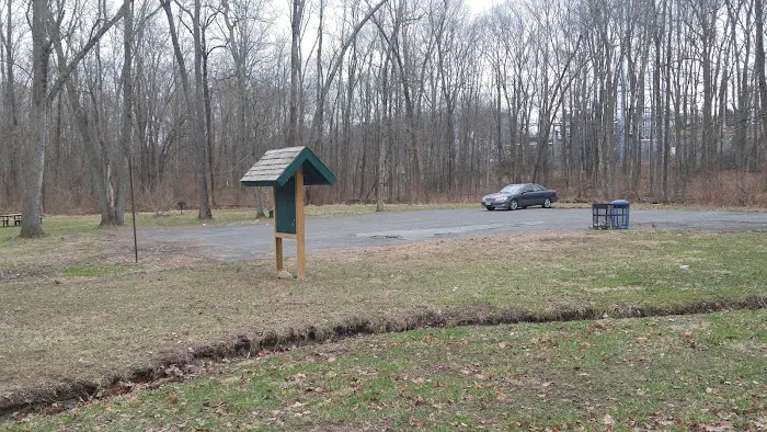 Union County Passaic River Picnic Area Picture 5