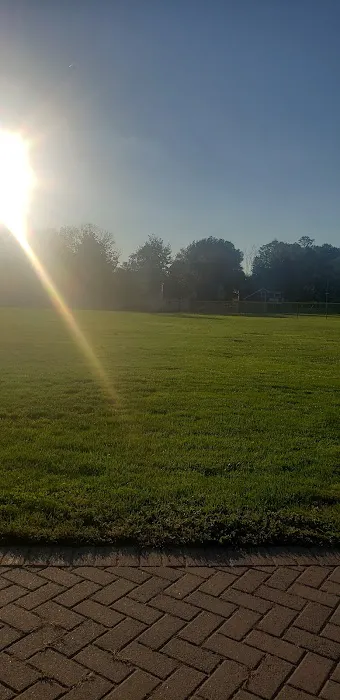 Ginty Field Picture 1