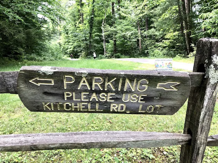 Loantaka Trail Access Picture 1