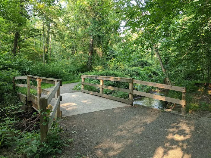 Loantaka Brook Reservation Picture 2