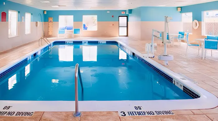 Holiday Inn Express & Suites Chester-Monroe-Goshen by IHG Picture 5