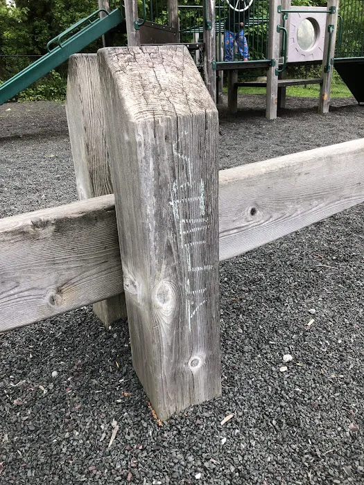 Laurel Crest Park Picture 8
