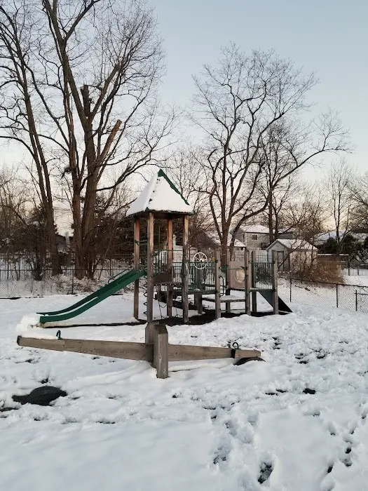 Laurel Crest Park Picture 4
