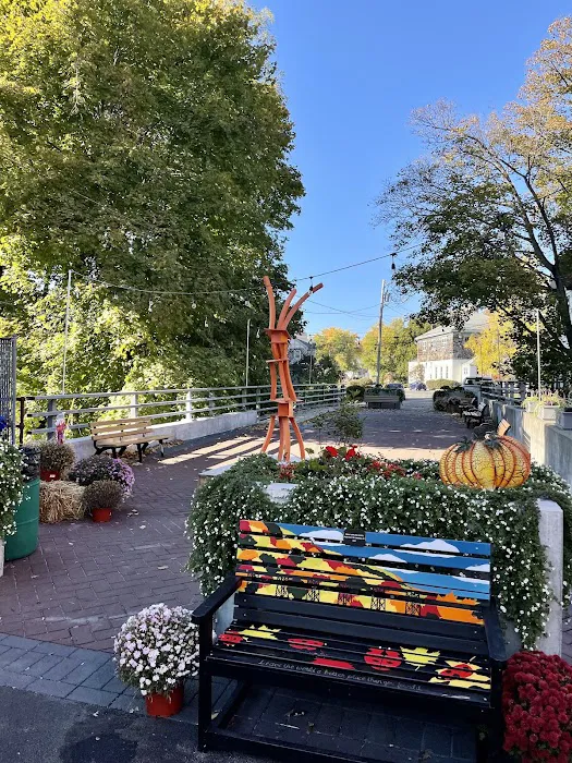 Bridge Street Park Picture 1