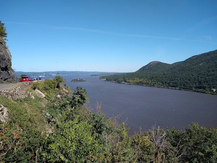 Storm King State Park— Howell Trailhead Picture 6
