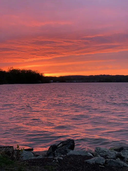 Donahue Memorial Park Picture 6
