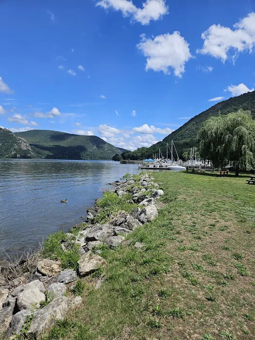 Donahue Memorial Park Picture 2