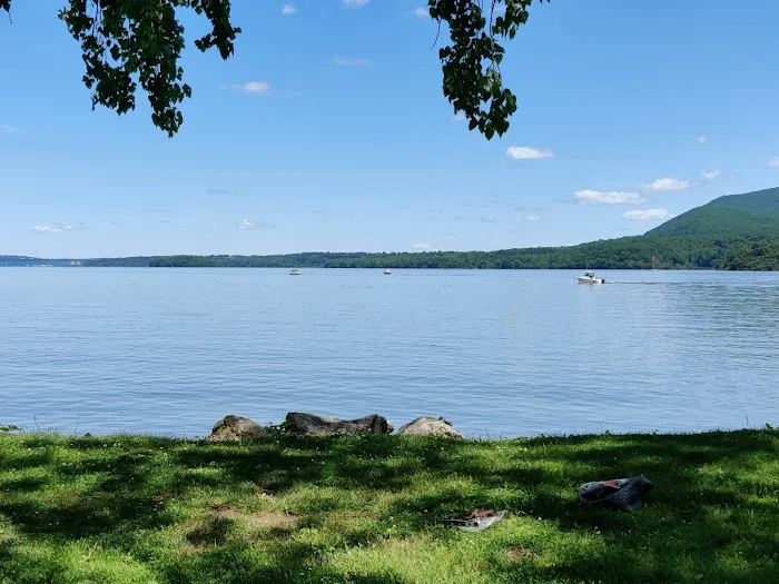 Donahue Memorial Park Picture 5