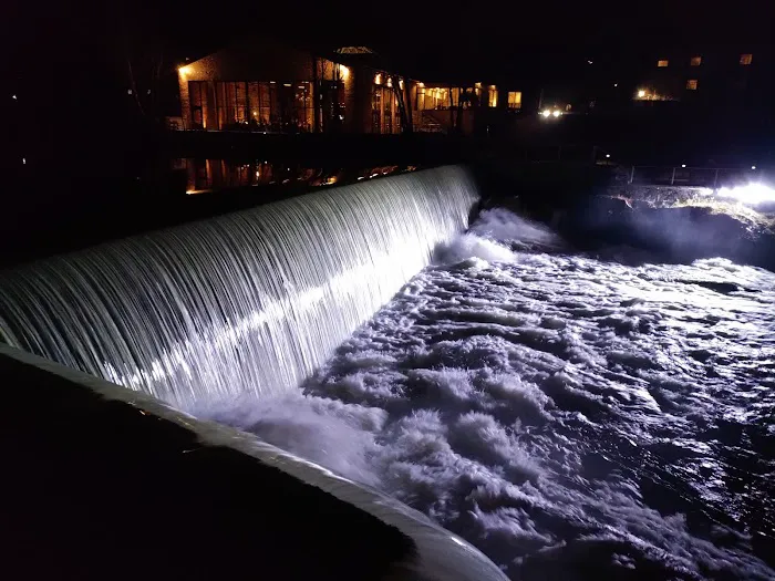Fishkill Overlook Falls Picture 4