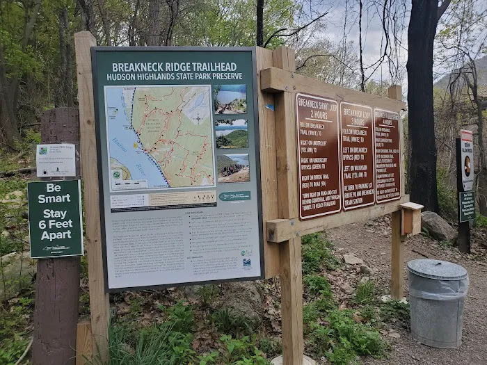 Sugarloaf Mountain Trailhead Picture 8