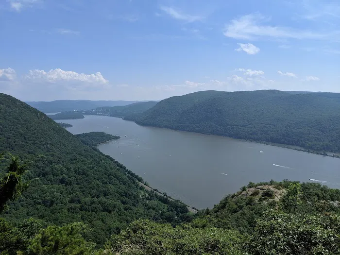 Sugarloaf Mountain Trailhead Picture 6