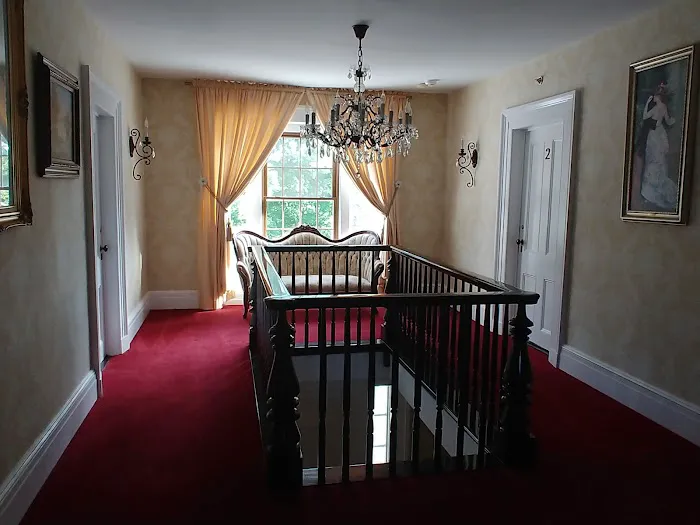 Brinckerhoff Inn Bed & Breakfast Picture 1