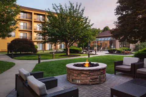 Courtyard Fishkill Picture 5