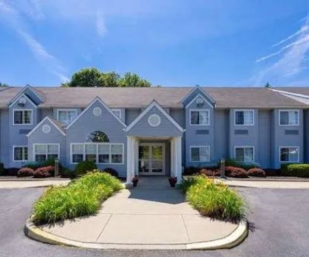 Microtel Inn & Suites by Wyndham Bethel/Danbury