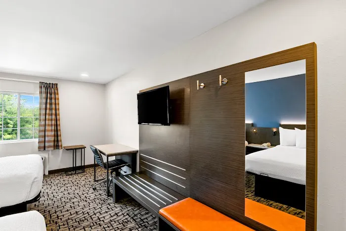 Econo Lodge - Bethel/Danbury Picture 6