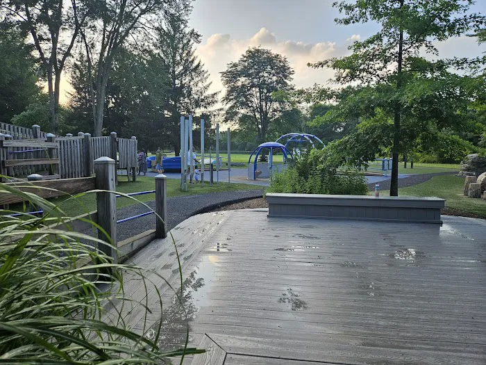 Dickinson Playground Picture 4