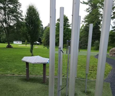 Dickinson Memorial Park