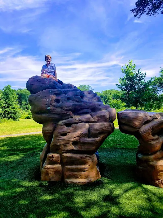 Dickinson Memorial Park Picture 2