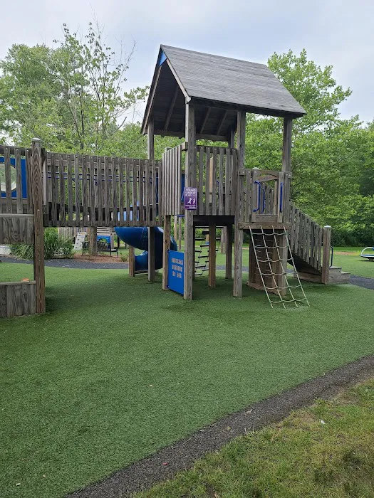 Dickinson Memorial Park Picture 5