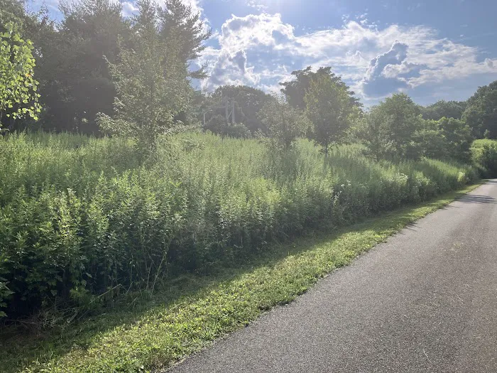 Pequonnock Valley Greenway Picture 5
