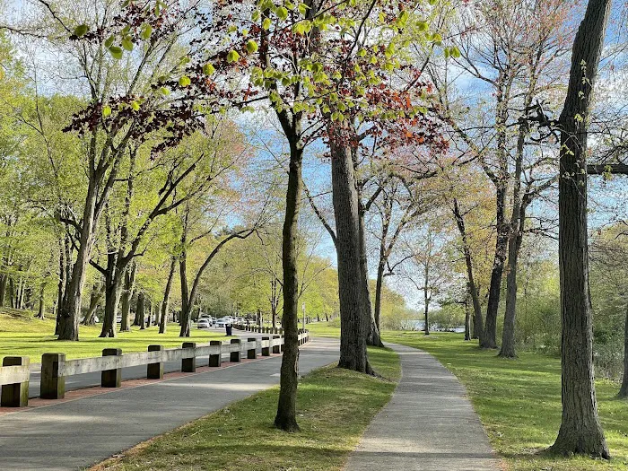 Beardsley Park Picture 5