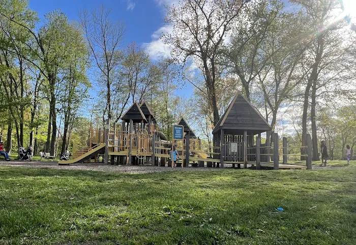 Twin Brooks Park Picture 8