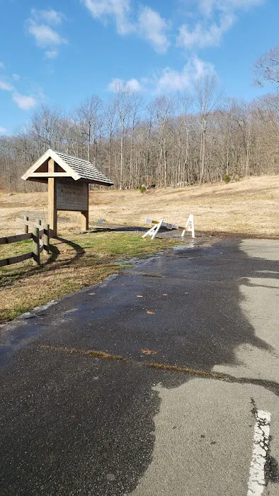 Twin Brooks Park - Parking Lot Picture 3