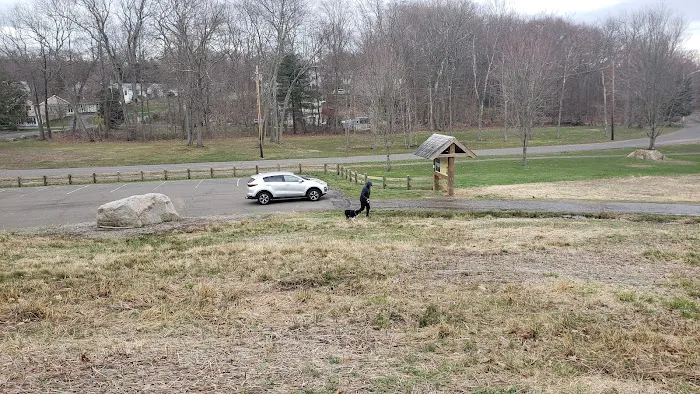 Twin Brooks Park - Parking Lot Picture 1