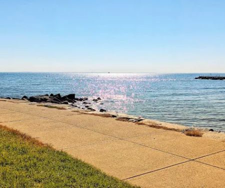 Ash Creek/Riverside Drive Open Space
