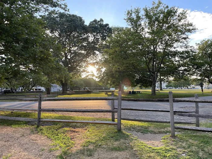Veterans Park Picture 4