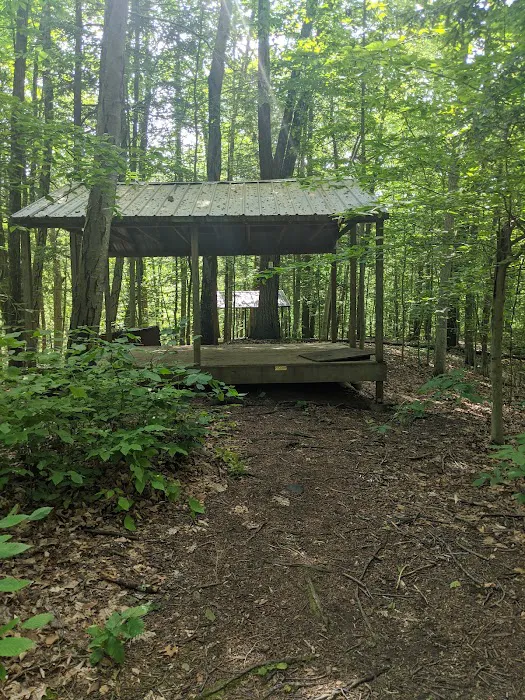 Great Hollow Nature Preserve trailhead Picture 3