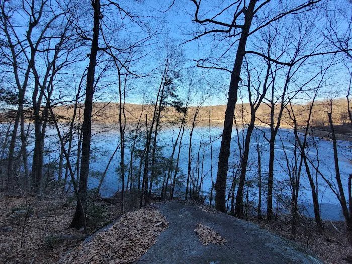 Squantz Pond State Park Picture 7