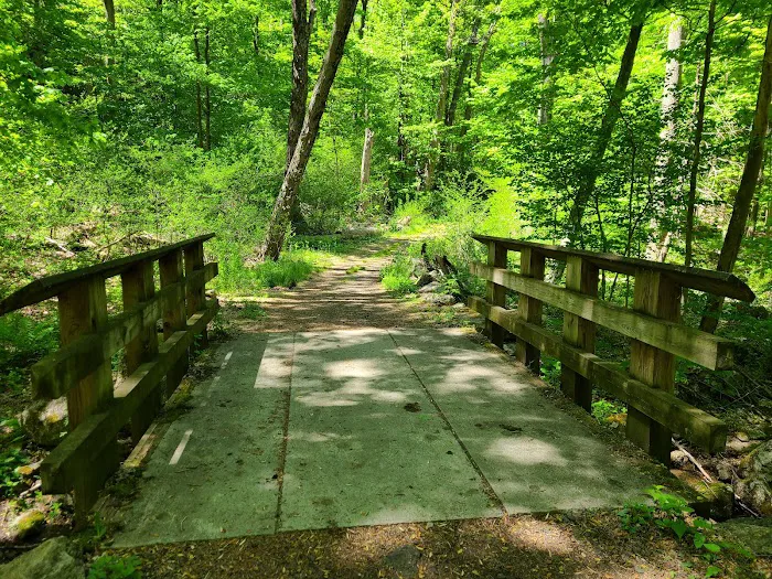Squantz Pond State Park Picture 10