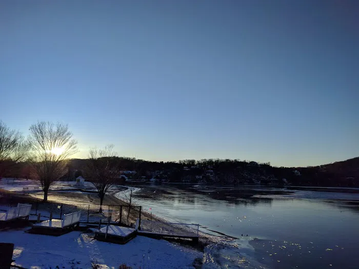Danbury Town Park Picture 6