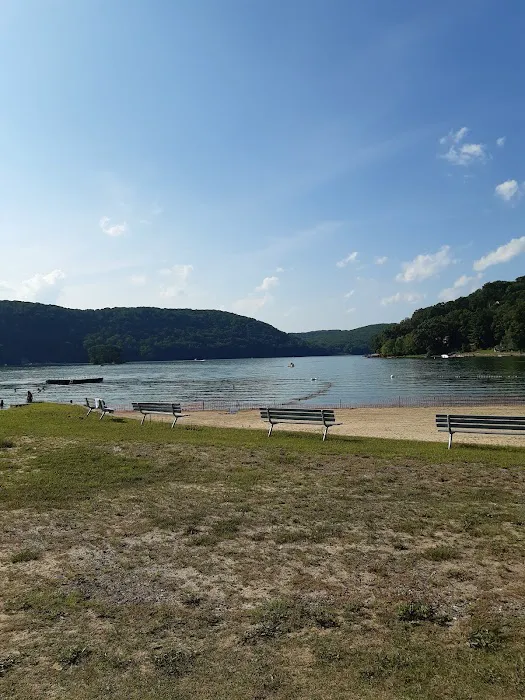 Danbury Town Park Picture 9