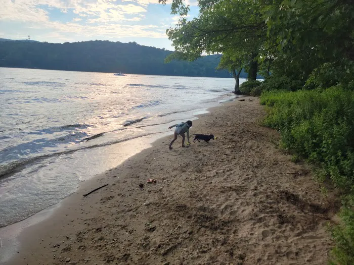 Thor Island on Candlewood Lake Picture 1