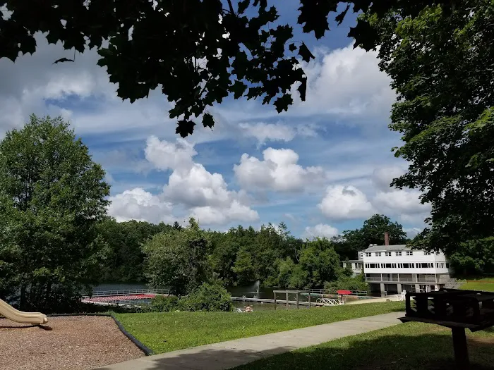 Lathrop Center at Lakeside Park Picture 1