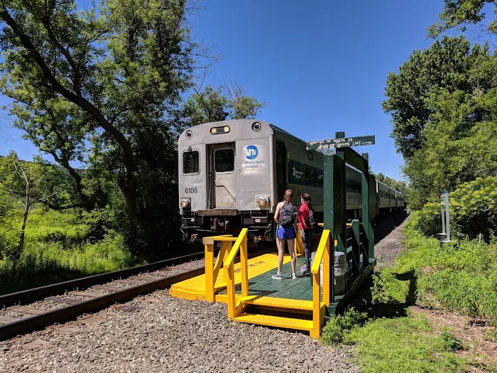 Appalachian Trail & MNRR Station Picture 10