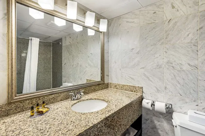Best Western Plus Newark Airport West Picture 3