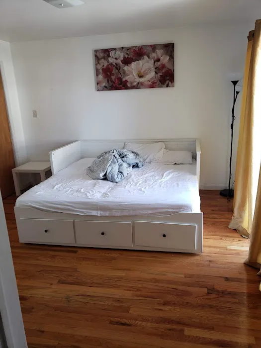 Mojoy Homesuites At Runyon Picture 9