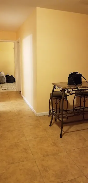 Mojoy Homesuites At Runyon Picture 6