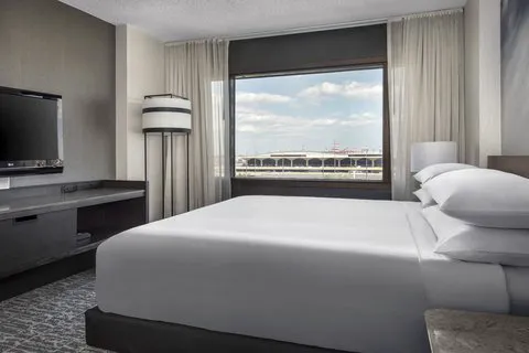 Newark Liberty International Airport Marriott Picture 7