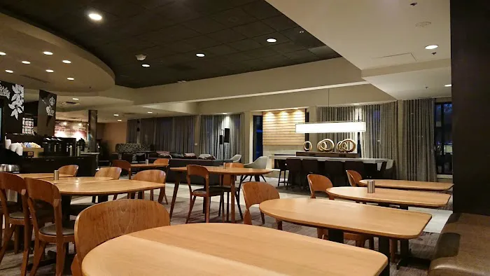 Courtyard Newark Liberty International Airport Picture 10